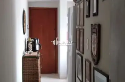 Apartamento disponível para venda no bairro umuarama em uberlândia-mg