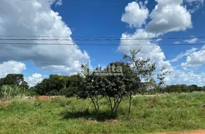 Área disponível para venda 1.000 m² no bairro morada nova em uberlândia-mg