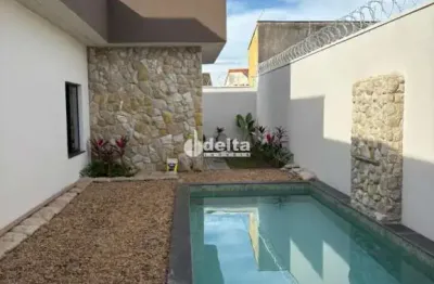 Casa residencial disponível para venda no bairro cidade jardim em uberlândia-mg.