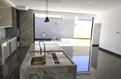 Casa no condomínio park sul disponível para venda em uberlândia-mg