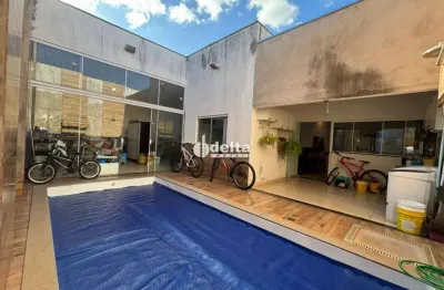 Casa em condomínio disponível para locação e venda no bairro minas gerais em uberlândia-mg