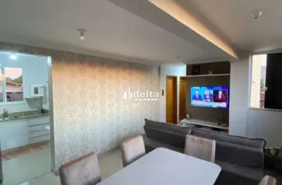 Apartamento disponível para venda no bairro segismundo pereira em uberlândia-mg.