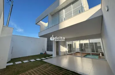 Sobrado disponível para venda no bairro jardim inconfidência em uberlândia-mg.