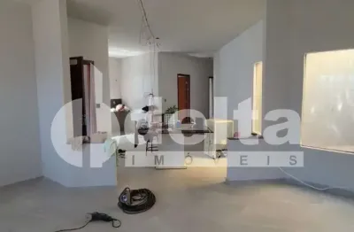 Casa residencial disponível para venda e aluguel no bairro santa monica  em uberlândia-mg