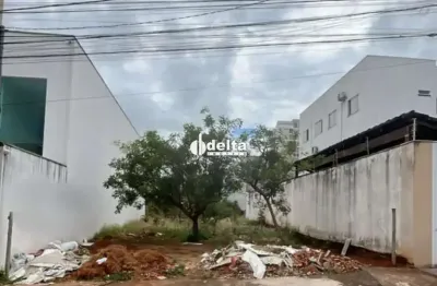 Terreno disponível para venda no bairro bosque dos buritis em uberlândia mg