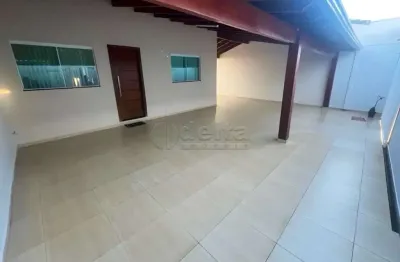Casa disponível para venda no bairro jardim patrícia em uberlândia-mg.