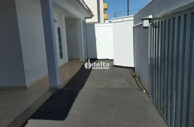 Casa disponível para venda no bairro santa mônica em uberlândia mg