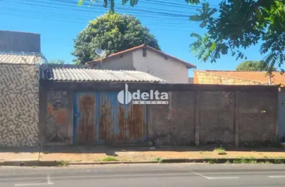 Casa residencial  disponível para venda no bairro laranjeiras em uberlândia-mg