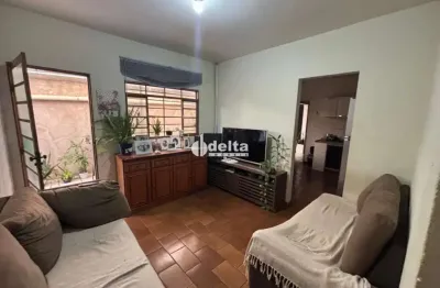 Casa residencial disponível para venda e locação no bairro tibery em uberlândia-mg