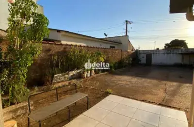 Casa disponível para venda no bairro segismundo pereira em uberlândia mg