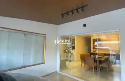 Casa disponível para venda no bairro brasil em uberlândia mg