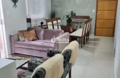 Apartamento disponível para venda no bairro santa mônica em uberlândia-mg
