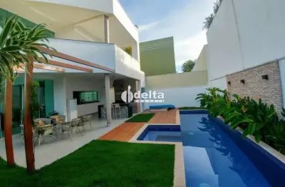 Casa em condomínio disponível para venda no bairro gávea em uberlândia-mg.