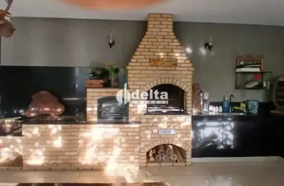 Casa disponível para venda no bairro jardim patrícia em uberlândia mg