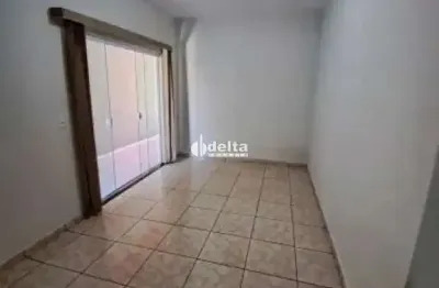 Casa residencial disponível para venda no bairro laranjeiras em uberlândia-mg.