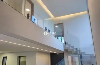 Casa no condomínio terras alpha disponível para venda em uberlândia-mg