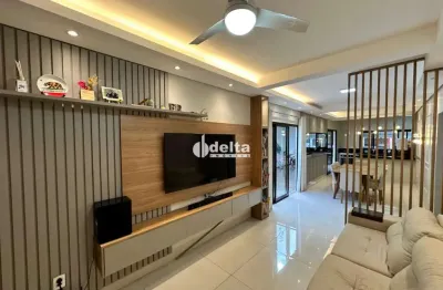 Casa residencial disponível para venda no bairro alto umuarama em uberlândia-mg.