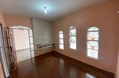 Casa residencial disponível para locação e venda no bairro santa mônica em uberlândia-mg.