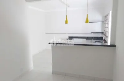 Casa residencial disponível para venda no bairro shopping park em uberlândia-mg.