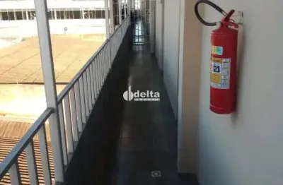 Sala disponível para locação no bairro centro em uberlândia-mg