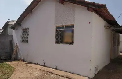 Casa disponível para venda no bairro luizote de freitas em uberlândia-mg