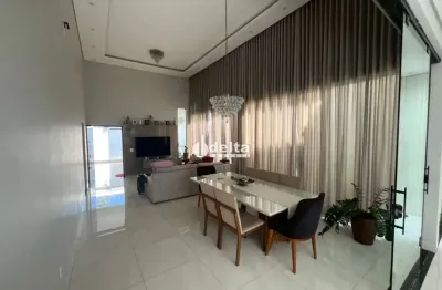 Casa disponível para locação no bairro novo mundo em uberlândia-mg