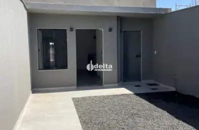 Casa residencial com 3 quartos disponível para locação no bairro shopping park em uberlândia-mg.