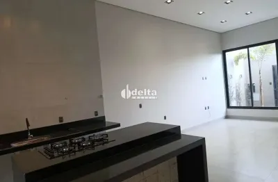 Casa residencial com 3 quartos disponível para venda no bairro portal do vale em uberlândia-mg.