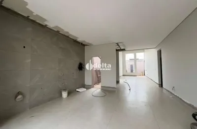 Casa residencial com 3 quartos disponível para venda no bairro grand ville em uberlândia-mg.