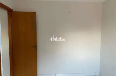 Apartamento com 2 quartos disponível para venda no bairro jardim das palmeiras em uberlândia - mg.