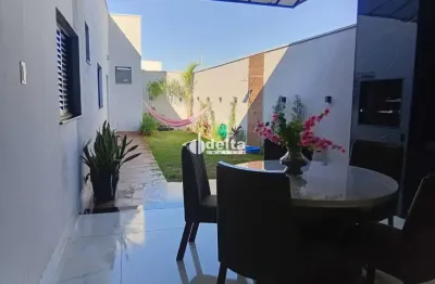 Casa no condomínio raros disponível para venda em uberlândia-mg