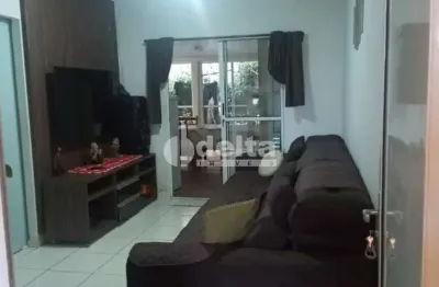 Casa no condomínio terra nova 1 disponível para venda em uberlândia-mg
