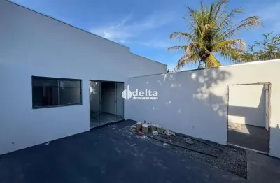 Casa residencial com 2 quartos sendo 1 suíte disponível para venda no bairro tocantins em uberlândia - mg.