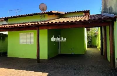 Casa residencial com 3 quartos disponível para venda no bairro jardim das palmeiras em uberlândia - mg.