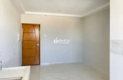 Apartamento com 2 quartos sendo 1 suíte disponível para venda no bairro tubalina em uberlândia - mg.