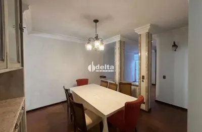 Casa residencial disponível para venda no bairro centro em uberlândia-mg