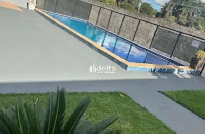 Chácara disponível para venda no bairro morada dos pássaros em uberlândia-mg