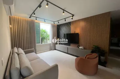 Casa residencial com 3 quartos sendo 1 suíte disponível para venda no bairro alto umuarama em uberlândia-mg