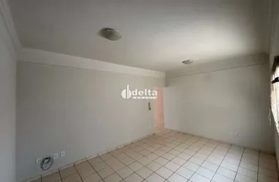 Apartamento com 2 quartos disponível para venda no bairro osvaldo rezende em uberlândia-mg
