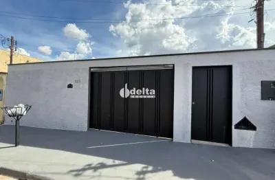 Casa residencial com 2 quartos disponível para venda no bairro tocantins em uberlândia-mg