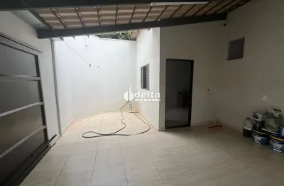 Casa com 2 quartos sendo 1 suite  disponível para venda no bairro jardim das palmeiras em uberlândia-mg
