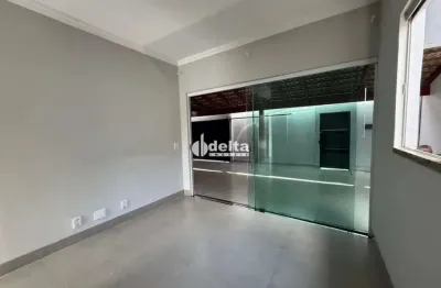 Casa residencial com 2 quartos disponível para venda no bairro jardim europa em uberlândia - mg.