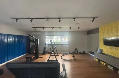 Apartamento com 2 quartos sendo 1 suíte disponível para locação no bairro shopping park em uberlândia-mg