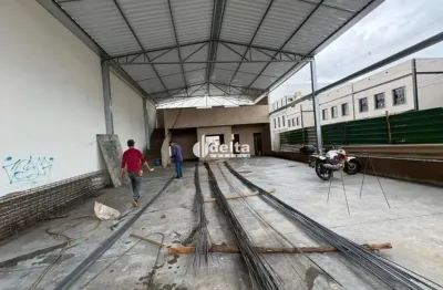 Galpão disponível para Locação no bairro Nossa Senhora Aparecida em Uberlândia-MG
