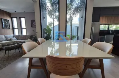 Casa à venda, 210 m² por R$ 2.150.000,00 - Bairro Itapema - Itatiba/SP