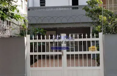 Sobrado no gonzaga próximo a praia - ótimo para residencia, clinica ou comercio em geral