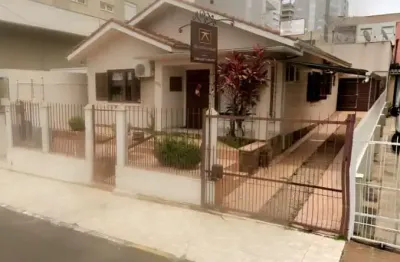 Casa com 4 quartos para alugar no Americano, Lajeado 