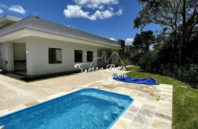 Casa com 3 dormitórios à venda, 220 m² por r$ 1.100.000,00 - albuquerque - teresópolis/rj