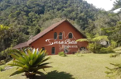 Casa com 3 dormitórios à venda, 210 m² por r$ 890.000,00 - vargem grande - teresópolis/rj