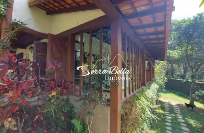 Casa com 5 dormitórios à venda, 354 m² por r$ 990.000,00 - albuquerque - teresópolis/rj